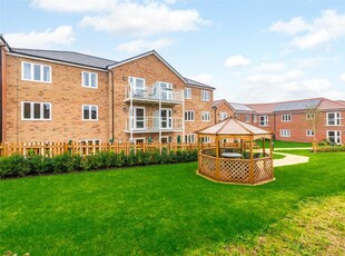 1 bedroom apartment for sale in Bluebell House, Barnsdale Drive, Westcroft, Milton Keynes, MK4