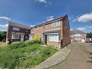 1 bedroom cluster house for sale in Twigden Court, Luton, LU3
