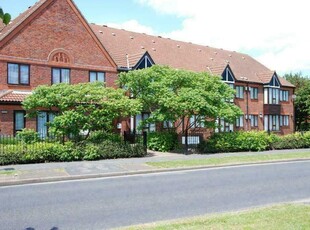 1 bedroom flat for rent in Ark Royal, Hull, East Riding Of Yorkshire, HU11