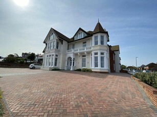 1 bedroom flat for rent in Beacon Hill, Herne Bay - Ref 3851, CT6