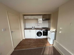 1 bedroom flat for rent in Beaconsfield Parade, London, SE9
