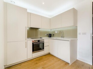1 bedroom flat for rent in Ottley Drive, Kidbrooke, London, SE3