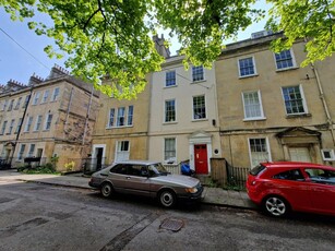 1 bedroom flat for sale in Kensington Place, Bath, BA1