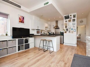 1 bedroom flat for sale in Kings Road, Chelmsford, CM1