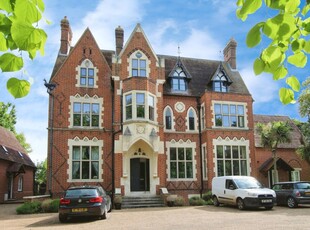 1 bedroom flat for sale in New Dover Road, CANTERBURY, Kent, CT1