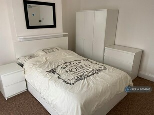 1 bedroom house share for rent in Oxford Road, Reading, RG30