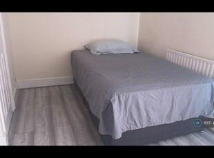 1 bedroom house share for rent in Stanley Road, Gillingham, ME7