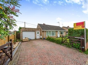 2 Bed Bungalow For Sale in Carterton, Oxfordshire, OX18 - 5009111
