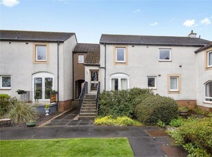 2 bed first floor flat for sale in Colinton