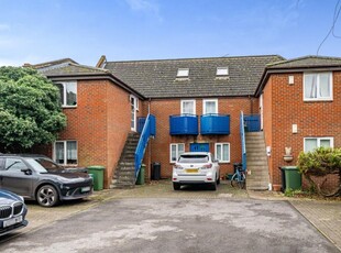 2 Bed Flat/Apartment For Sale in Abingdon, Oxforshire, OX14 - 5279325