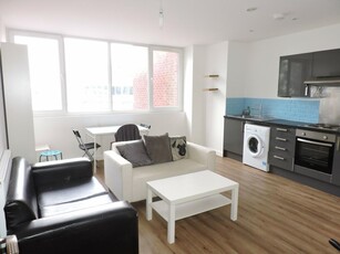 2 bedroom apartment for rent in Arundel Street, Portsmouth, PO1