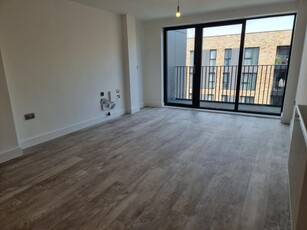 2 bedroom apartment for rent in Victoria Point, George Street, TN23