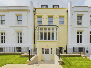 2 bedroom apartment for sale in 49 Homefield Road, Richmond Grove, Exeter, EX1