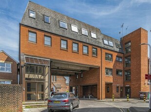 2 bedroom apartment for sale in Archway Road, Caversham, Reading, RG4