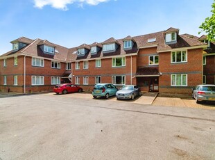 2 bedroom apartment for sale in Bassett Green Road, Southampton, SO16