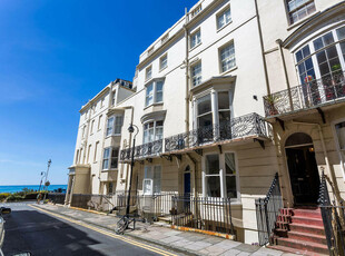 2 bedroom apartment for sale in Bloomsbury Place, Brighton, BN2