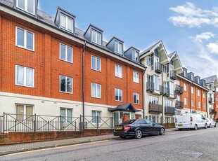 2 bedroom apartment for sale in London Road, St. Albans, AL1