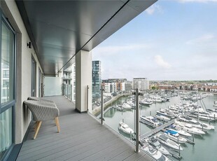 2 bedroom apartment for sale in Maritime Walk, Ocean Village, Southampton, Hampshire, SO14