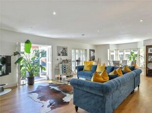 2 bedroom apartment for sale in Roslin Road, Talbot Woods, Bournemouth, BH3