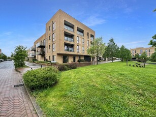 2 bedroom apartment for sale in Whittle Avenue, Trumpington, CB2