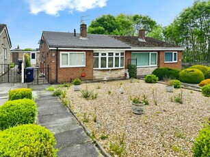 2 bedroom bungalow for sale in Clermont Avenue, Stoke-on-Trent, Staffordshire, ST4