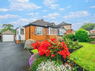 2 bedroom bungalow for sale in Thurley Road, Bradford, West Yorkshire, BD4