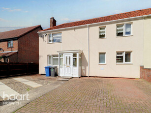 2 bedroom end of terrace house for sale in Bowthorpe Road, NORWICH, NR5