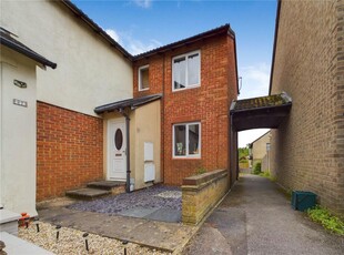 2 bedroom end of terrace house for sale in Sweet Briar Drive, Calcot, Reading, Berkshire, RG31