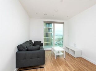 2 bedroom flat for rent in Chatham Waters, South House, Gillingham Gate Road, Gillingham, ME4