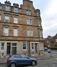 2 bedroom flat for rent in Darnell Road, Edinburgh, EH5