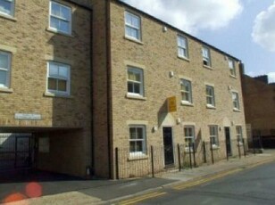 2 bedroom flat for rent in Fitzwilliam Street, Peterborough, PE1