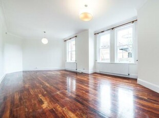 2 Bedroom Flat For Rent In Hampstead