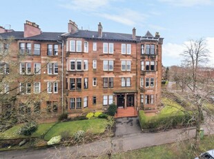 2 bedroom flat for sale in Beechwood Drive, Broomhil, Glasgow, G11