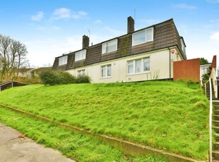 2 bedroom flat for sale in Ham Drive, Plymouth, PL2