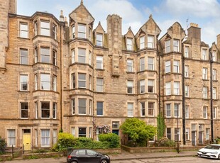 2 bedroom flat for sale in Montpelier, Bruntsfield, Edinburgh, EH10