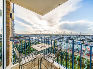 2 bedroom flat for sale in The Strand, Brighton Marina Village, Brighton, East Sussex, BN2