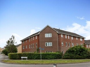 2 bedroom flat for sale in Wiltshire Crescent, Basingstoke, Hampshire, RG22