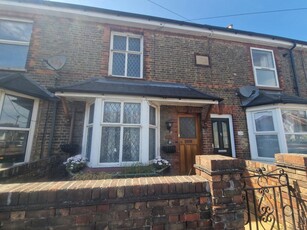 2 bedroom house for rent in Mill Road, Deal, CT14