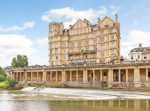 2 bedroom property for sale in Grand Parade, BATH, BA2