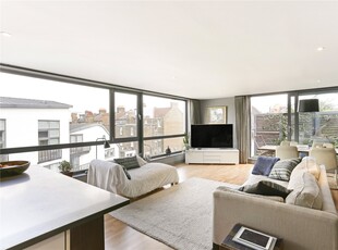 2 bedroom property for sale in Wellington Road, London, NW10