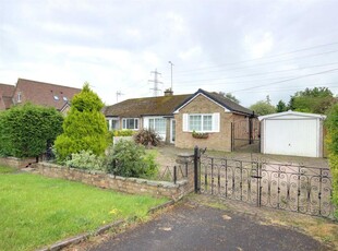 2 bedroom semi-detached bungalow for sale in Ings Lane, Dunswell, HU6