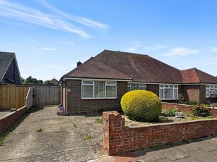 2 bedroom semi-detached bungalow for sale in Orchard Avenue, Tarring, Worthing BN14 7QD, BN14