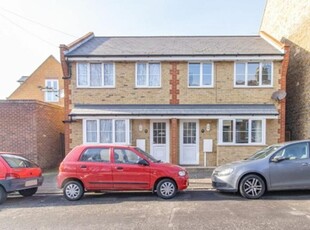2 bedroom semi-detached house for rent in Arnold Road, Margate, CT9