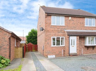 2 bedroom semi-detached house for sale in Andrew Drive, Huntington, York, North Yorkshire, YO32