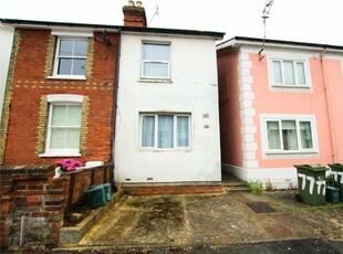 2 bedroom semi-detached house for sale in Denzil Road, Guildford, Surrey, GU2
