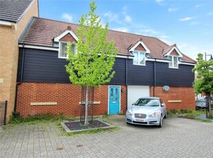 2 bedroom semi-detached house for sale in Egdon Close, Swindon, Wiltshire, SN25