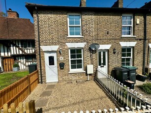 2 bedroom terraced house for rent in Forge Lane, Shorne, Gravesend, Kent, DA12 3DR, DA12
