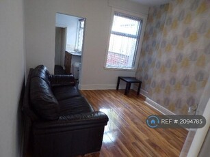 2 bedroom terraced house for rent in Kingston Road, Coventry, CV5