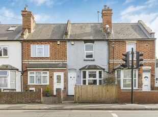2 bedroom terraced house for sale in Gosbrook Road, Caversham, Reading, RG4