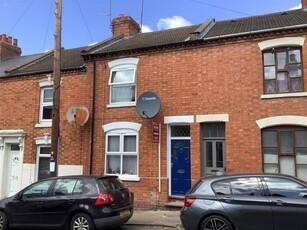 2 bedroom terraced house for sale in Hampton Street, 5 mins from Railway Station, NN1